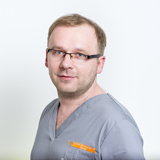 lek. dent. specjalista chirurgii stomatologicznej Radosław Zaniewicz